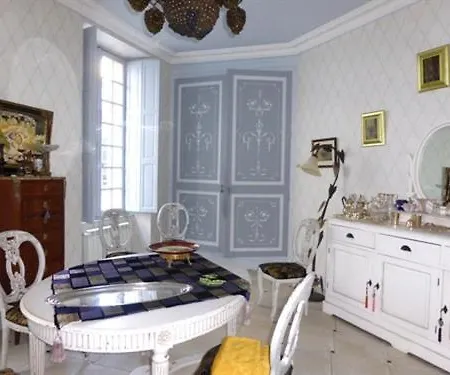 Couette-café La Premayac 3*